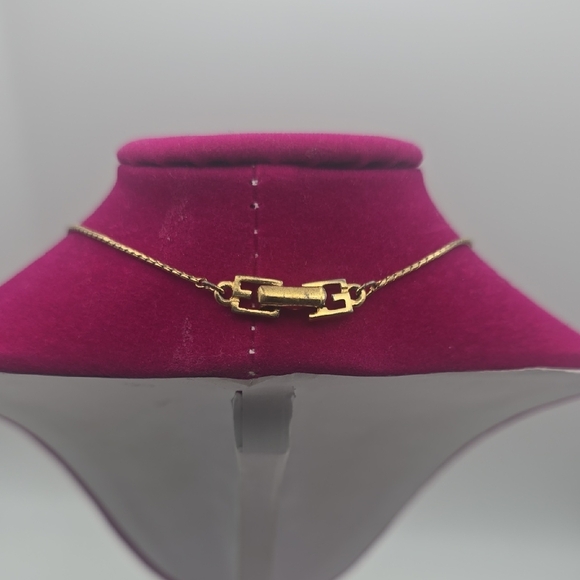 Givenchy G Gold Heart W/ Silver Rhinestones Pendant Necklace (V-G)✨️🖤✨️ - Picture 7 of 10